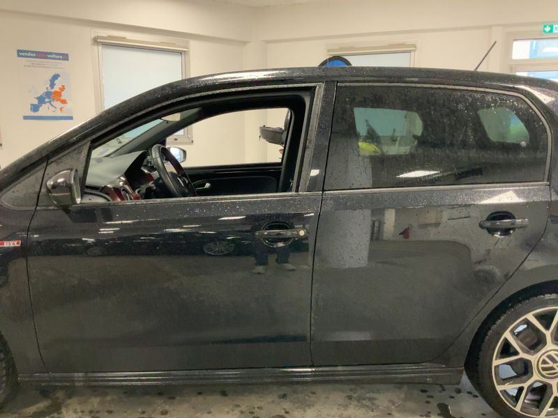 Volkswagen up! 1.0 TSI GTI — zdjęcie 4