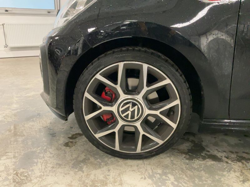 Volkswagen up! 1.0 TSI GTI 2022 – снимка 3
