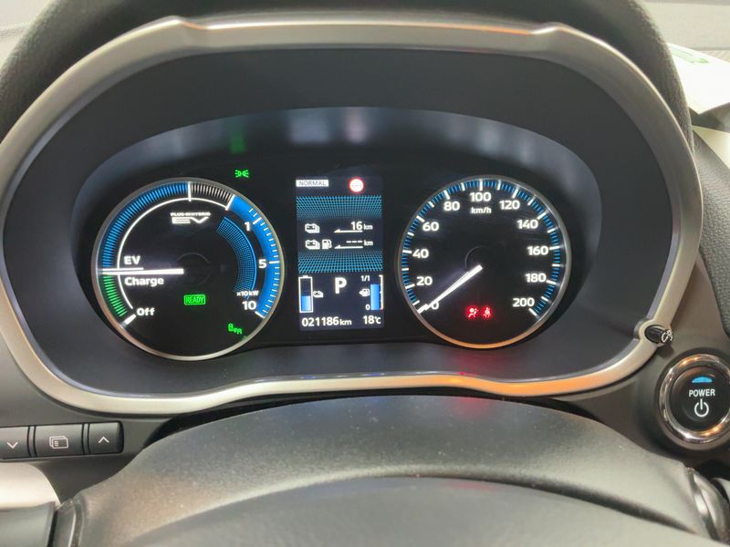 Mitsubishi Eclipse Cross 2.4 Plug-in Hybrid Top 4WD — zdjęcie 13
