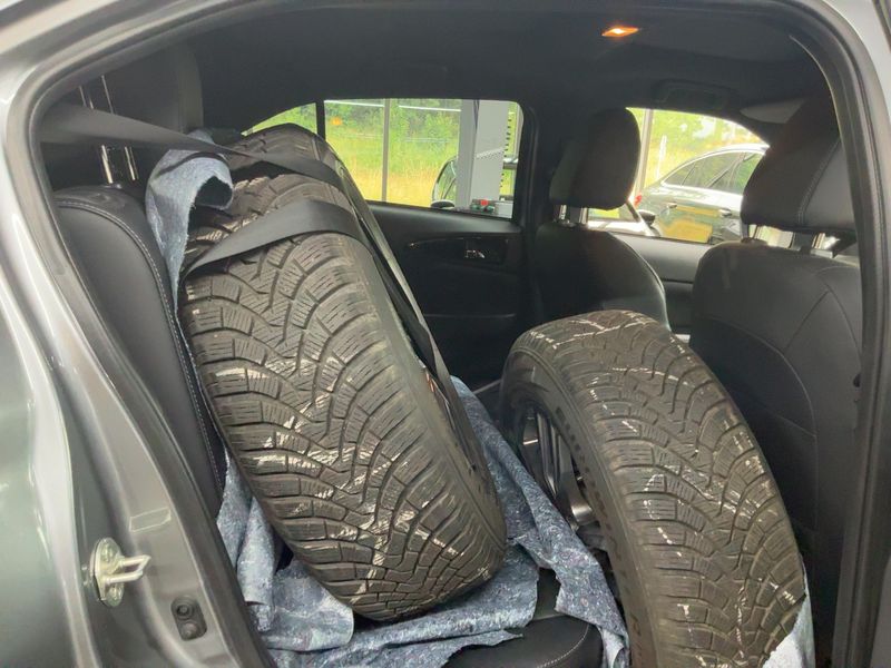 Mitsubishi Eclipse Cross 2.4 Plug-in Hybrid Top 4WD — zdjęcie 14