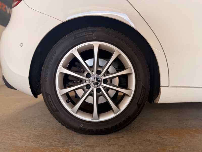 Mercedes-Benz A-Klasse A 250 2021 – снимка 9