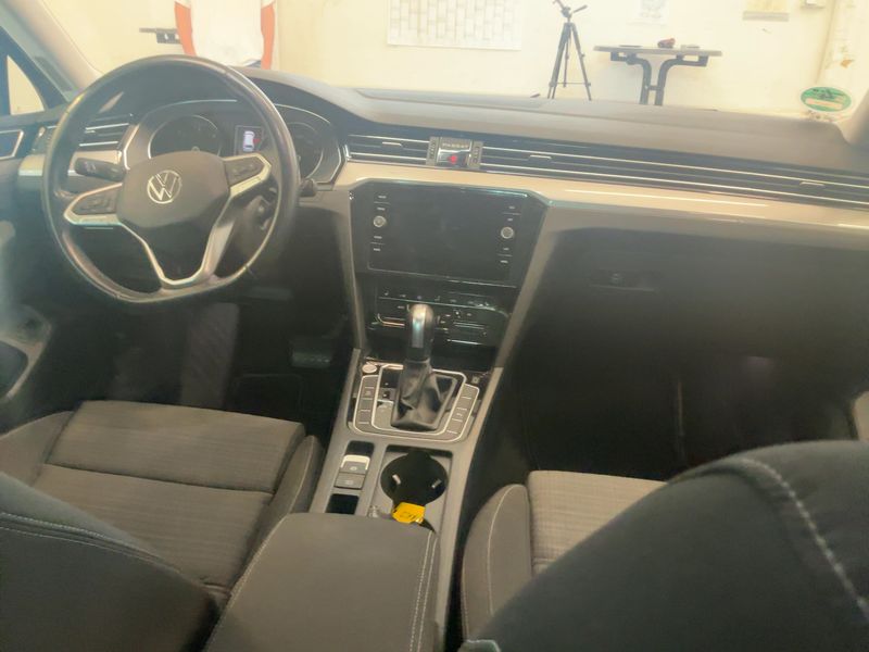 Volkswagen Passat 2.0 TDI Business — zdjęcie 12