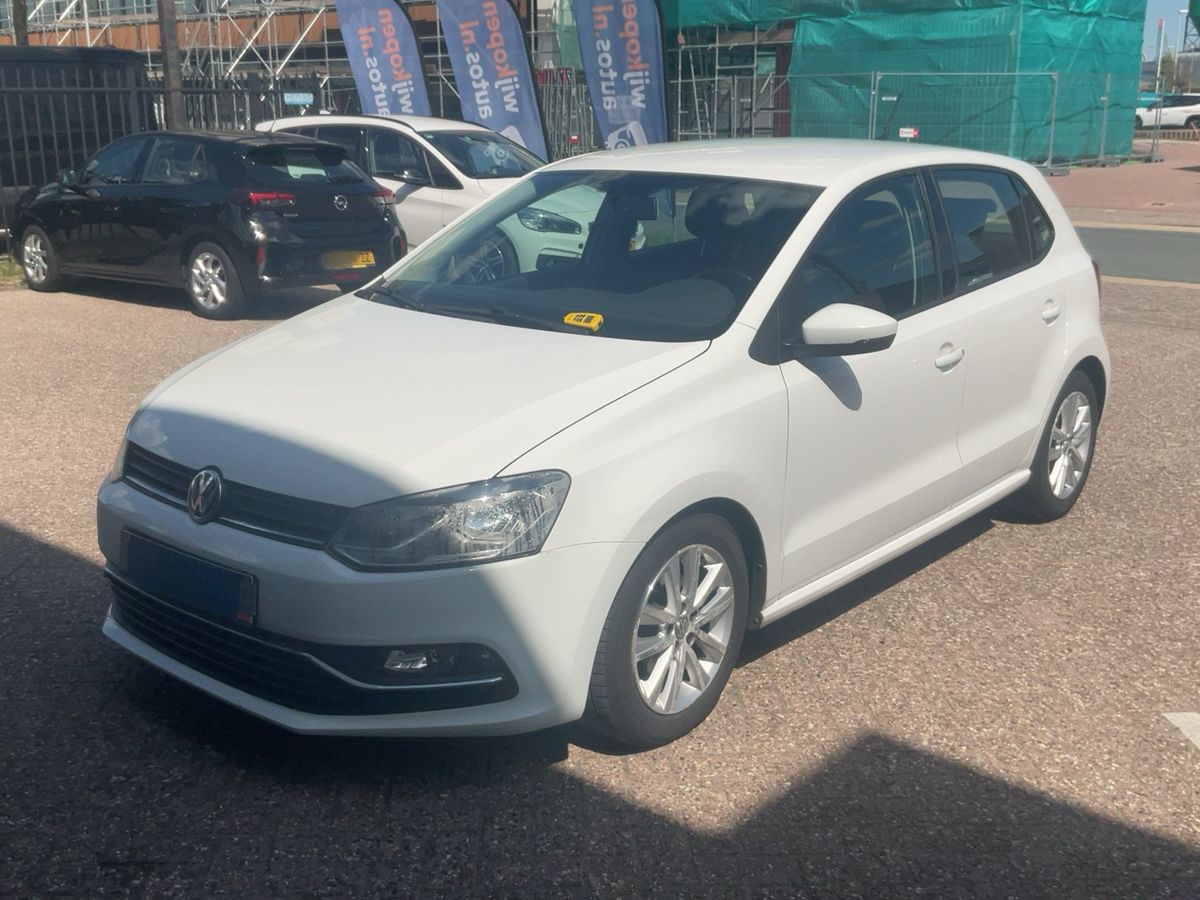 Volkswagen Polo 2015