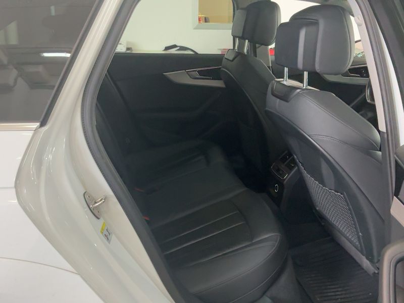 Audi A4 Allroad 40 TDI quattro — zdjęcie 14