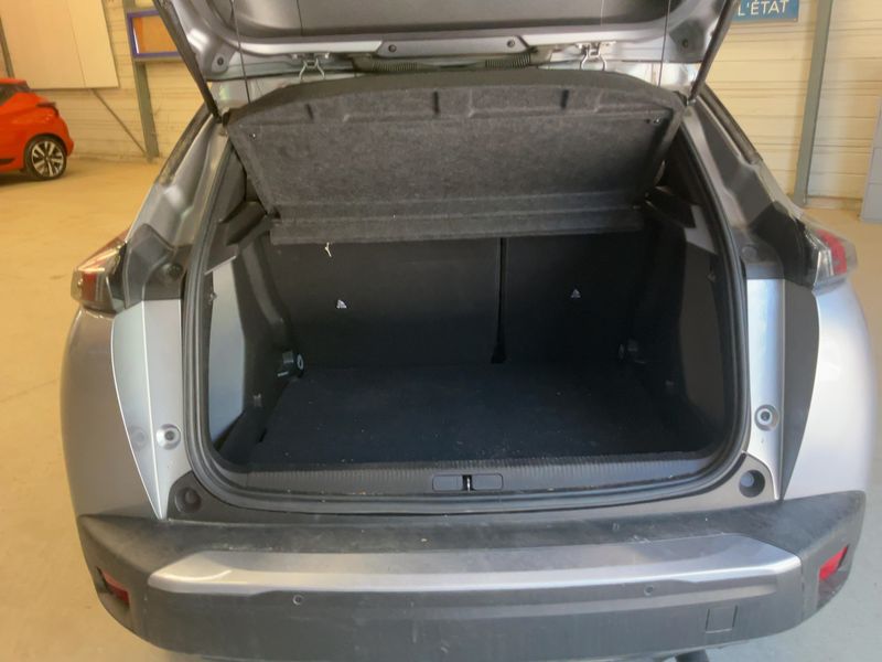 Peugeot 2008 1.2 PureTech Active Pack — zdjęcie 10
