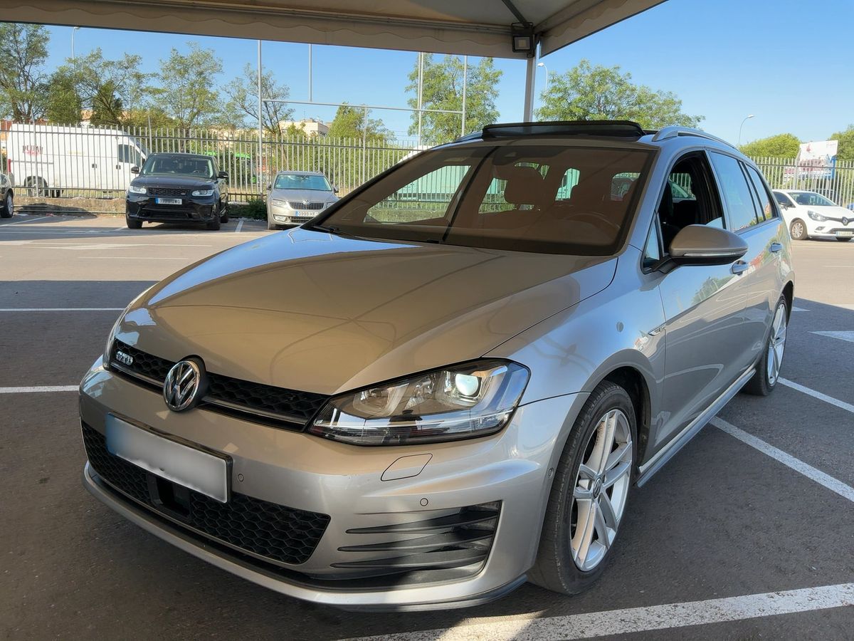 Volkswagen Golf 2017 — photo 1