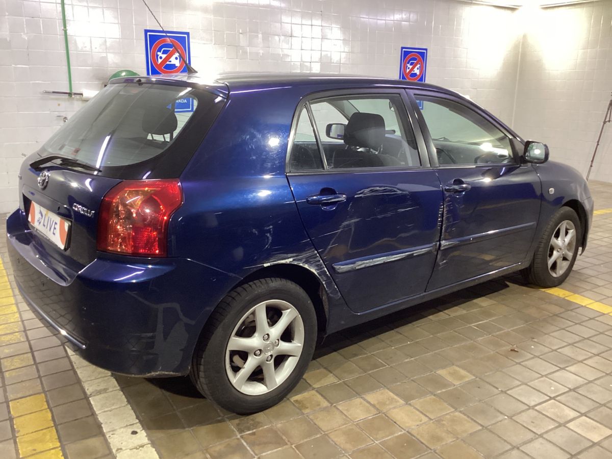 Toyota Corolla 1.6 Compact Sol