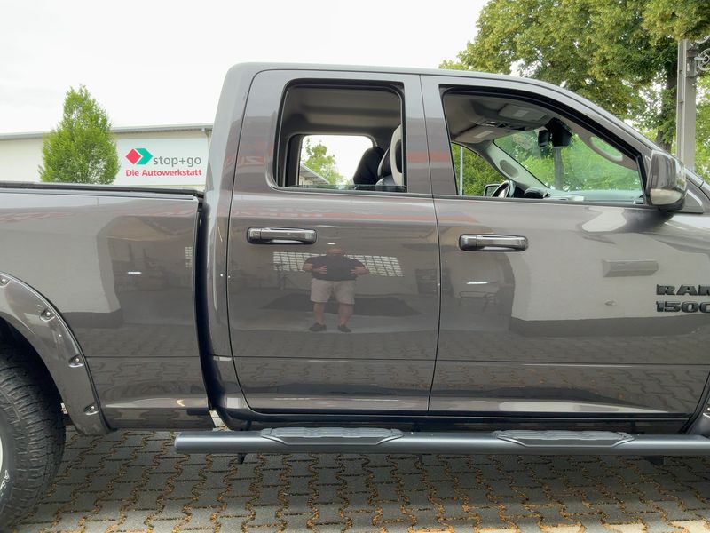 Dodge Ram 1500 5.7 V8 4x4 — zdjęcie 7