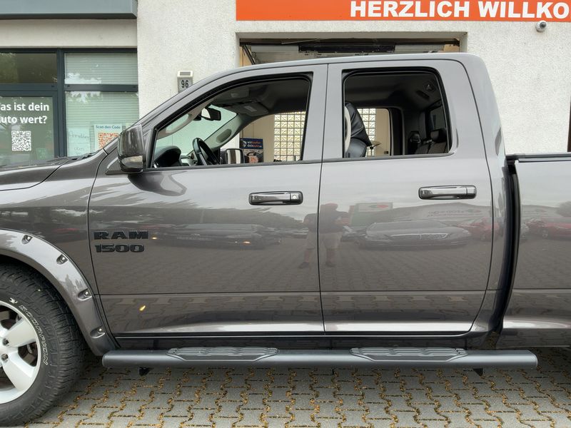 Dodge Ram 1500 5.7 V8 4x4 — zdjęcie 4