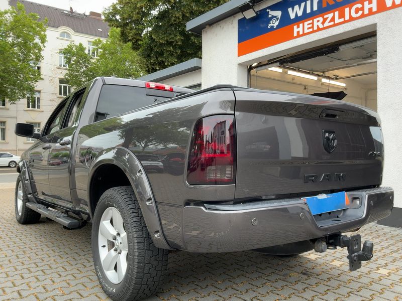 Dodge Ram 1500 5.7 V8 4x4 — zdjęcie 3