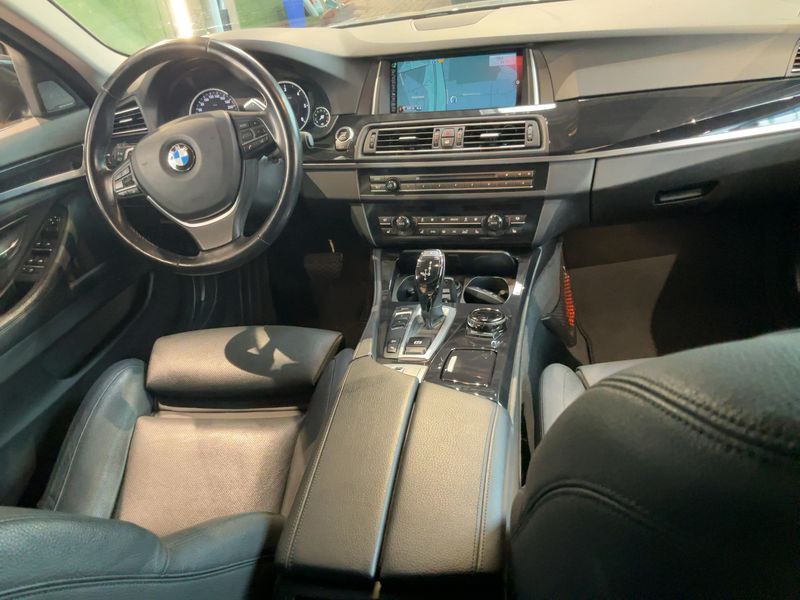 BMW 5er 535d xDrive — zdjęcie 12