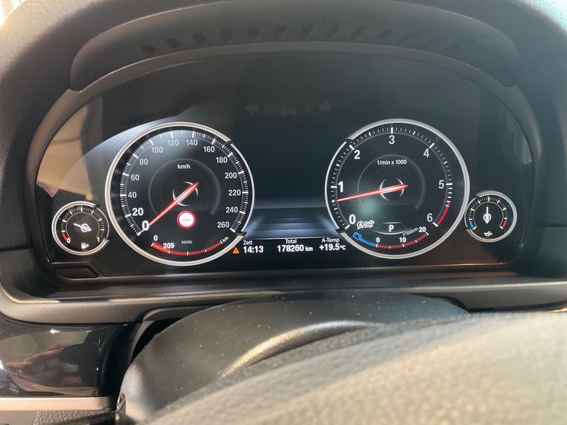 BMW 5er 535d xDrive — zdjęcie 13