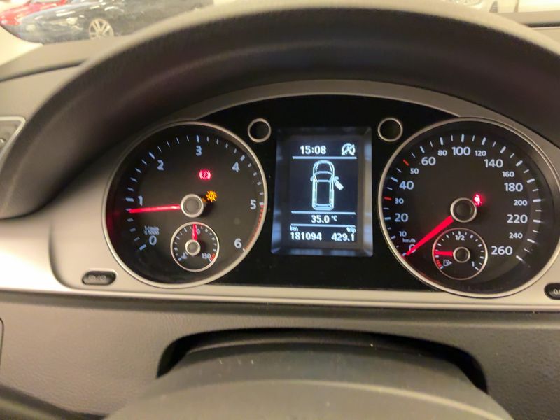 Volkswagen Passat 2.0 TDI Trendline BlueMotion Tech 2012 – снимка 19