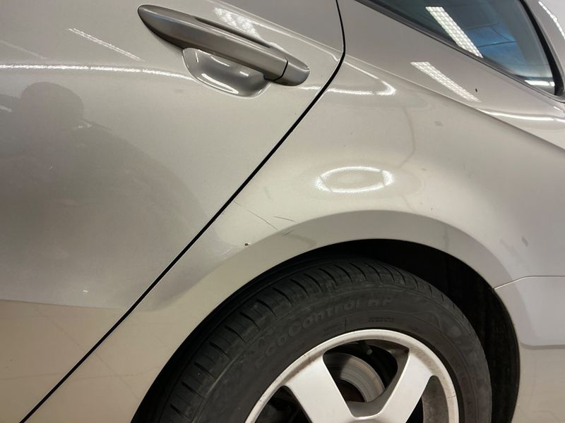 Volkswagen Passat 2.0 TDI Trendline BlueMotion Tech 2012 – снимка 31