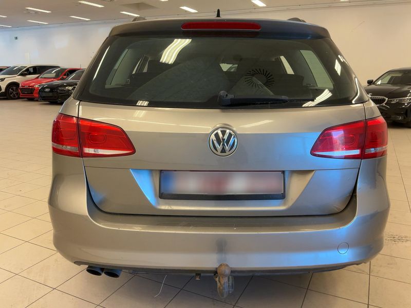 Volkswagen Passat 2.0 TDI Trendline BlueMotion Tech 2012 – снимка 7