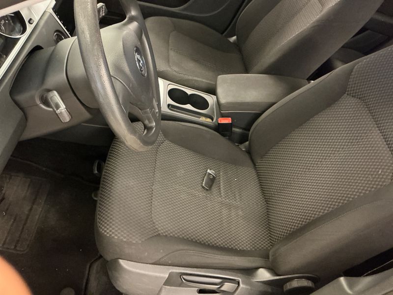 Volkswagen Passat 2.0 TDI Trendline BlueMotion Tech 2012 – снимка 36
