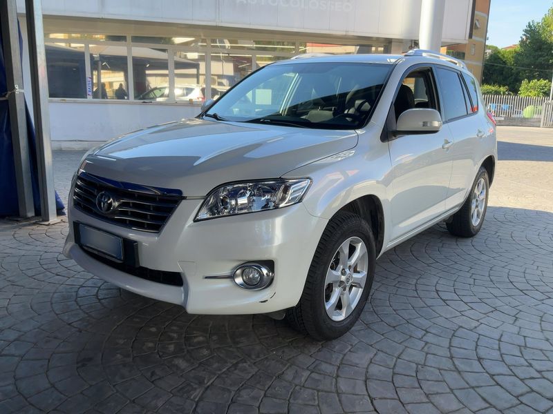 Toyota RAV 4 2.2 D-4D Executive