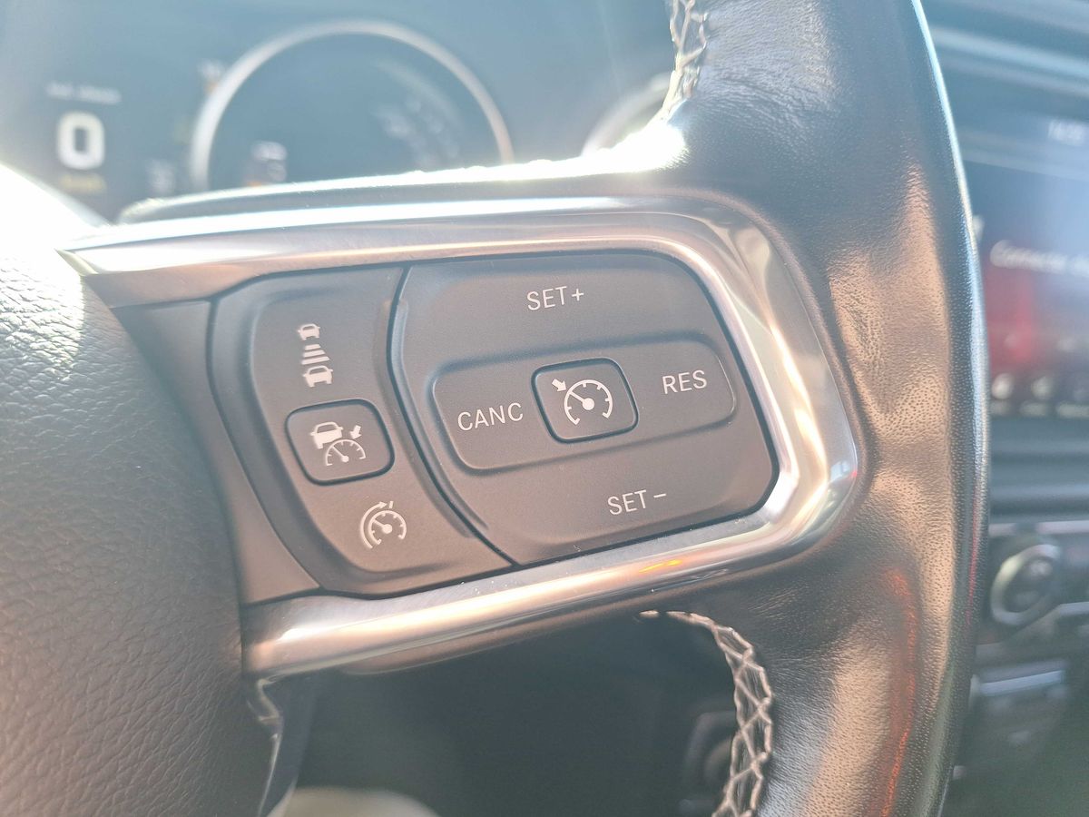 Jeep Wrangler 2022 — photo 67