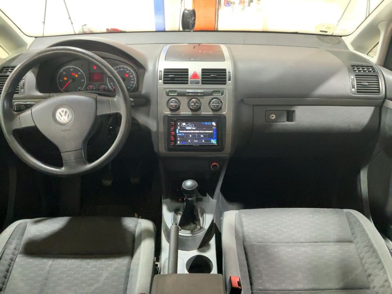 Volkswagen Touran 1.9 TDI Concept — zdjęcie 12
