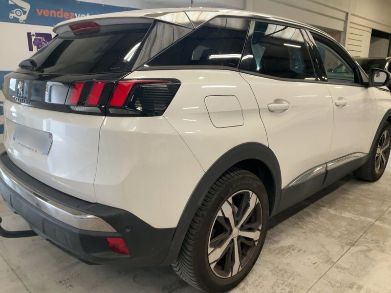 Peugeot 3008 1.5 Blue-HDi Allure — zdjęcie 6