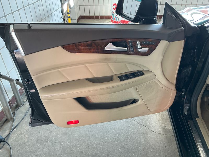 Mercedes-Benz CLS-Klasse CLS 350 d BlueEfficiency 2014 – снимка 35