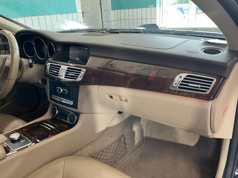 Mercedes-Benz CLS-Klasse CLS 350 d BlueEfficiency 2014 – снимка 37