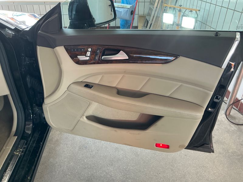 Mercedes-Benz CLS-Klasse CLS 350 d BlueEfficiency 2014 – снимка 36