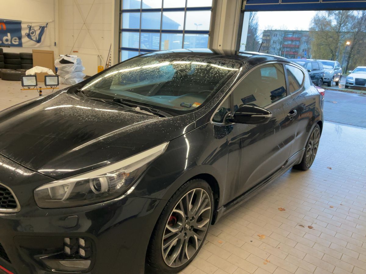 Kia pro_cee'd 1.6 TGDI GT-Track