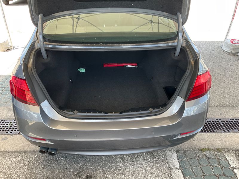 BMW 5er 520d — zdjęcie 10