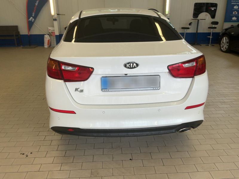 Kia Optima 2.0 Edition 7 — zdjęcie 5
