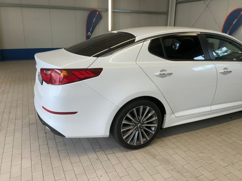 Kia Optima 2.0 Edition 7 — zdjęcie 6