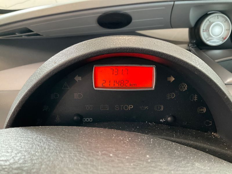 Peugeot 807 2.0 HDi Confort — zdjęcie 4