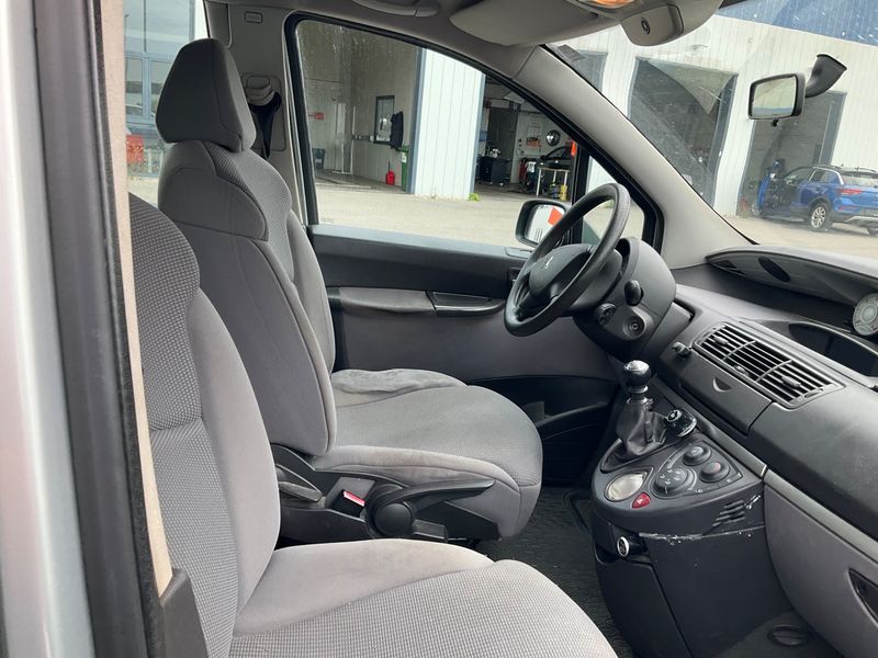 Peugeot 807 2.0 HDi Confort — zdjęcie 3