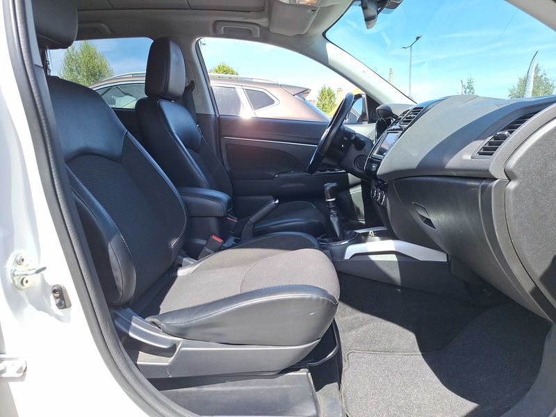 Peugeot 4008 1.6 HDi — zdjęcie 10