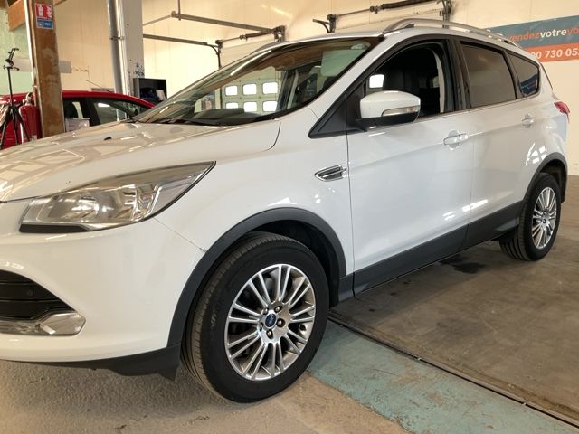 Ford Kuga 2.0 TDCi Titanium — zdjęcie 2