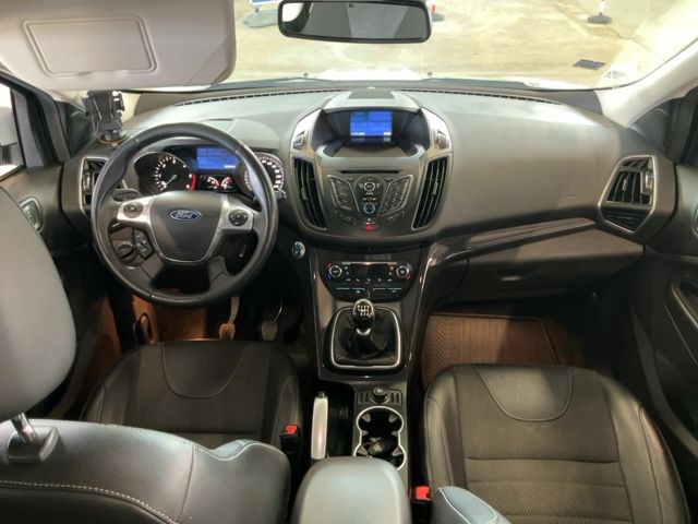 Ford Kuga 2.0 TDCi Titanium — zdjęcie 12