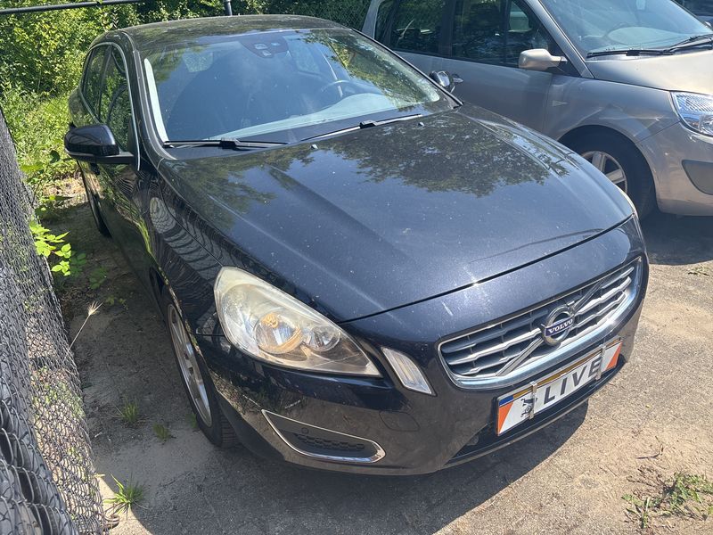 Volvo V60 1.6 T4 Momentum — zdjęcie 6