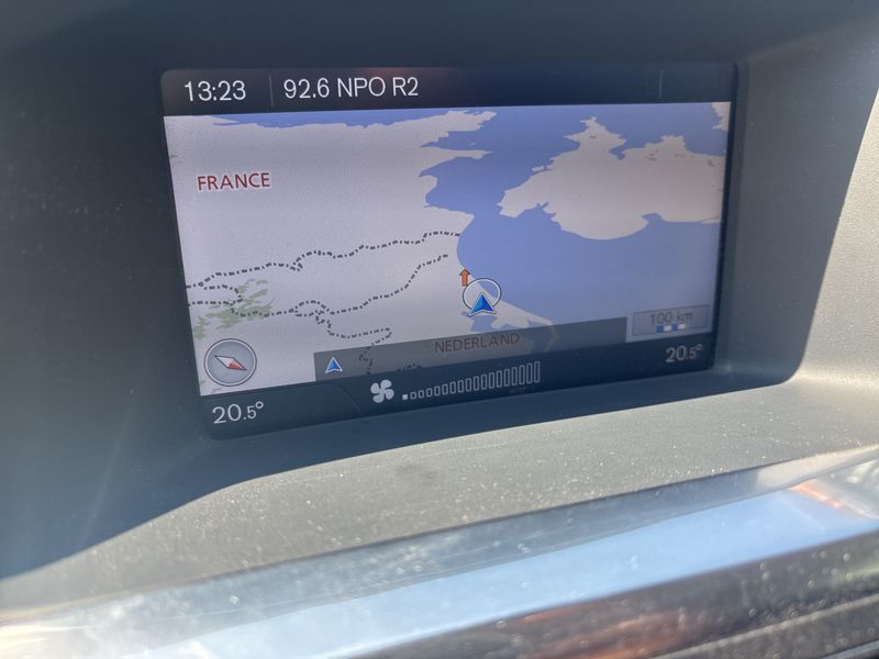 Volvo V60 1.6 T4 Momentum — zdjęcie 13