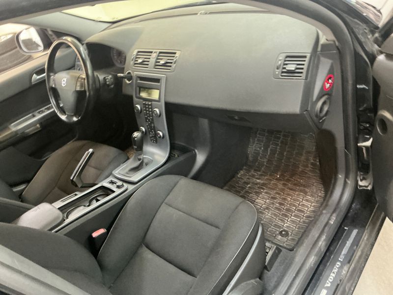 Volvo V50 1.6 D2 Kinetic — zdjęcie 3