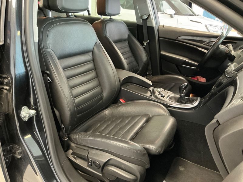 Opel Insignia 2.0 CDTI Business Innovation — zdjęcie 11