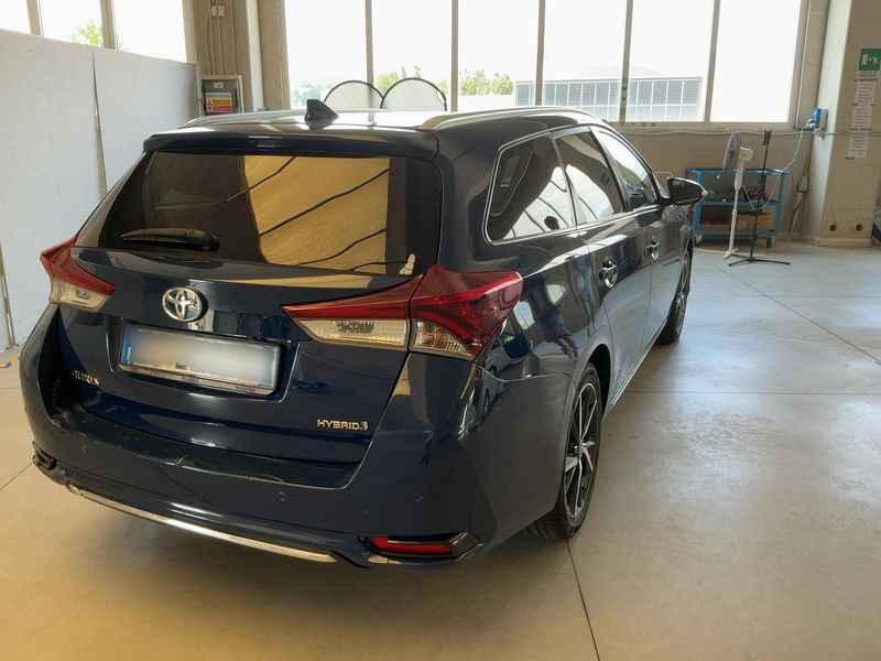 Toyota Auris Touring Sports 1.8 Hybrid Style — zdjęcie 6