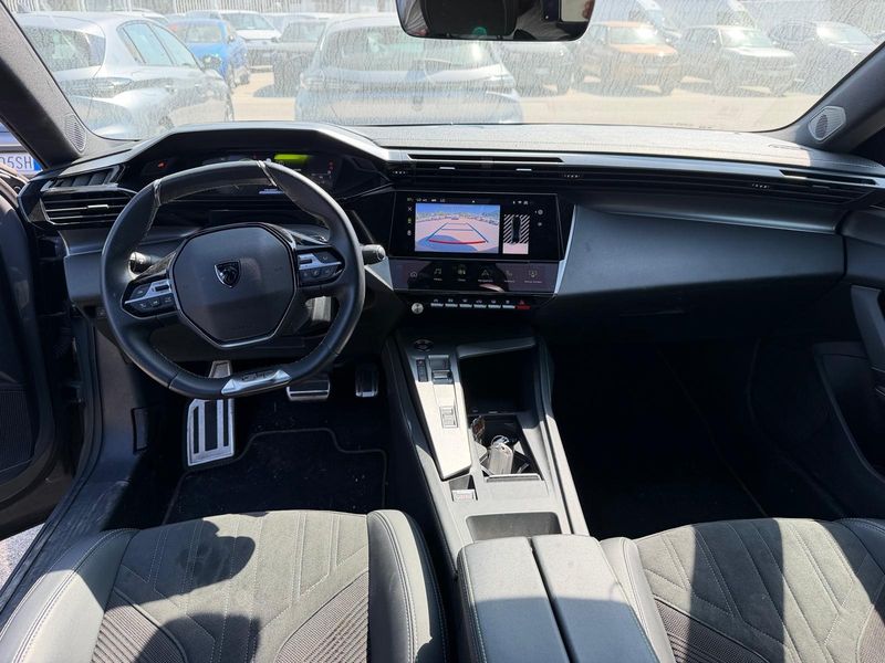 Peugeot 408 1.6 Hybrid GT — zdjęcie 11