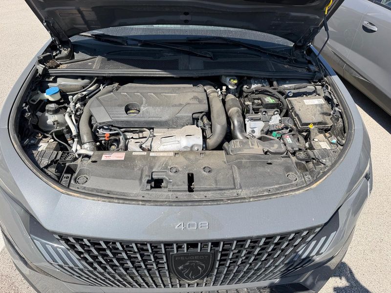 Peugeot 408 1.6 Hybrid GT — zdjęcie 8
