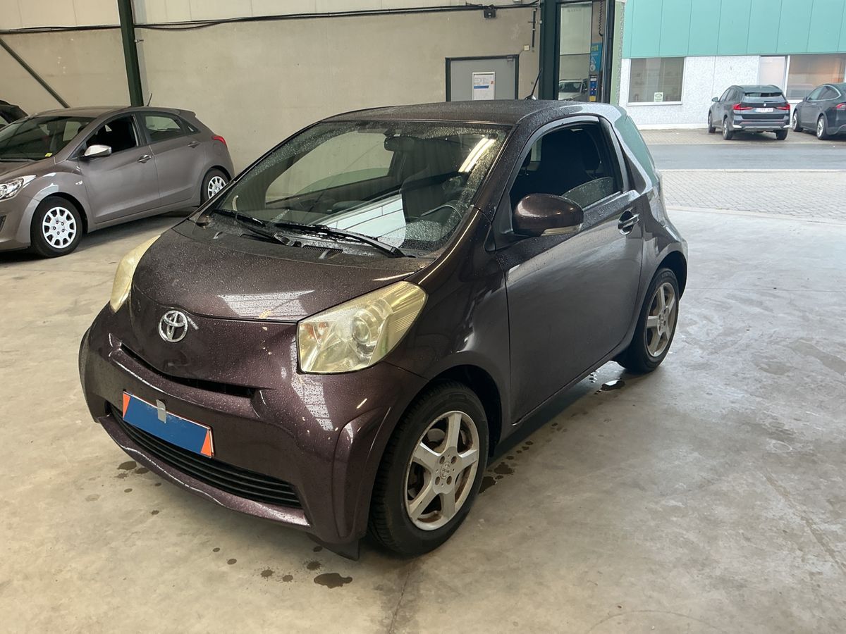 Toyota iQ 2009