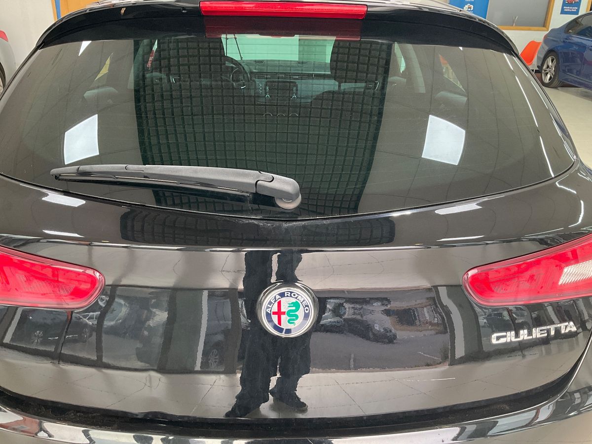 Alfa Romeo 2016 — photo 46