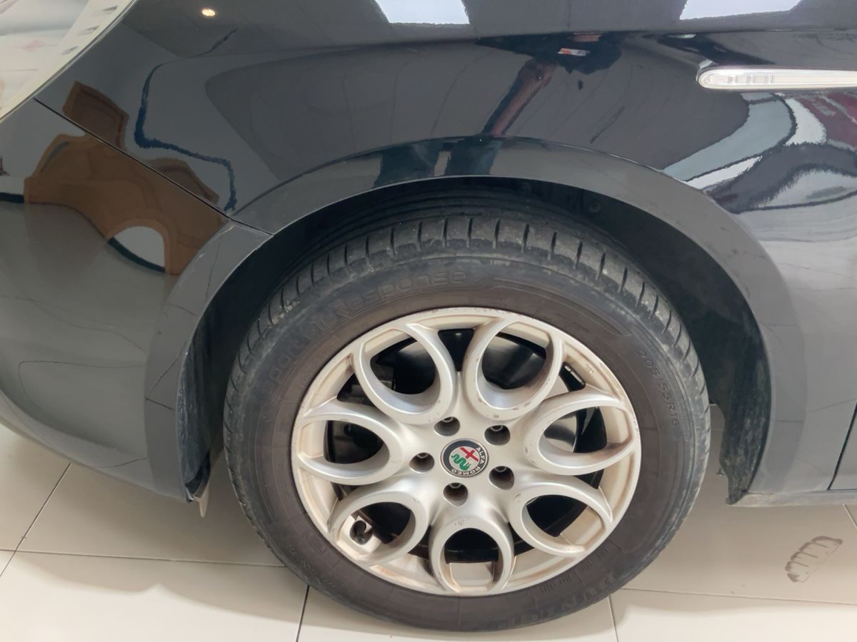 Alfa Romeo 2016 — photo 4
