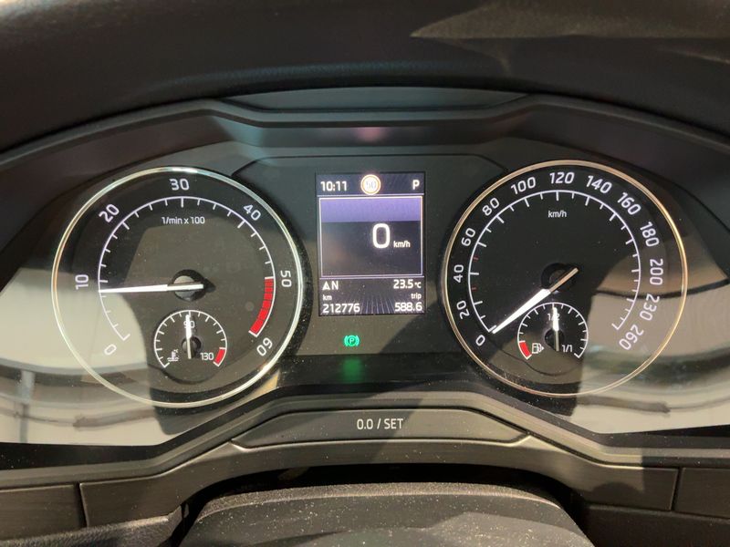 Skoda Superb 2.0 TDI Style 4x4 — zdjęcie 13