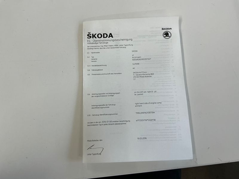 Skoda Superb 2.0 TDI Style 4x4 — zdjęcie 16