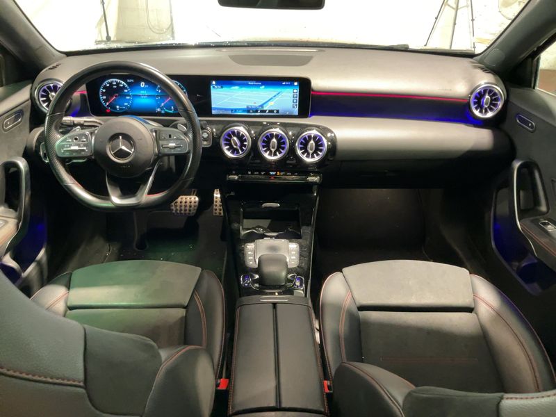 Mercedes-Benz A-Klasse A 180 AMG Line 2020 – снимка 17