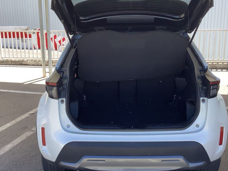 Toyota Yaris Cross 1.5 Hybrid AWD-i Adventure — zdjęcie 10